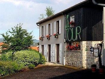 Hotel Restaurant La Tour Dunières Buitenkant foto